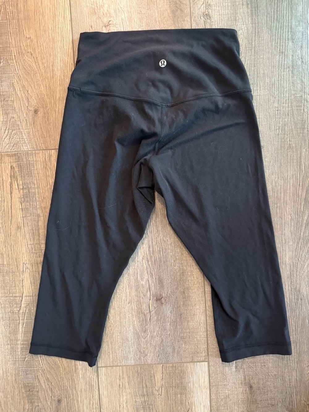 lululemon athletica Womens Black Athletic Capri Leggings Size 8
